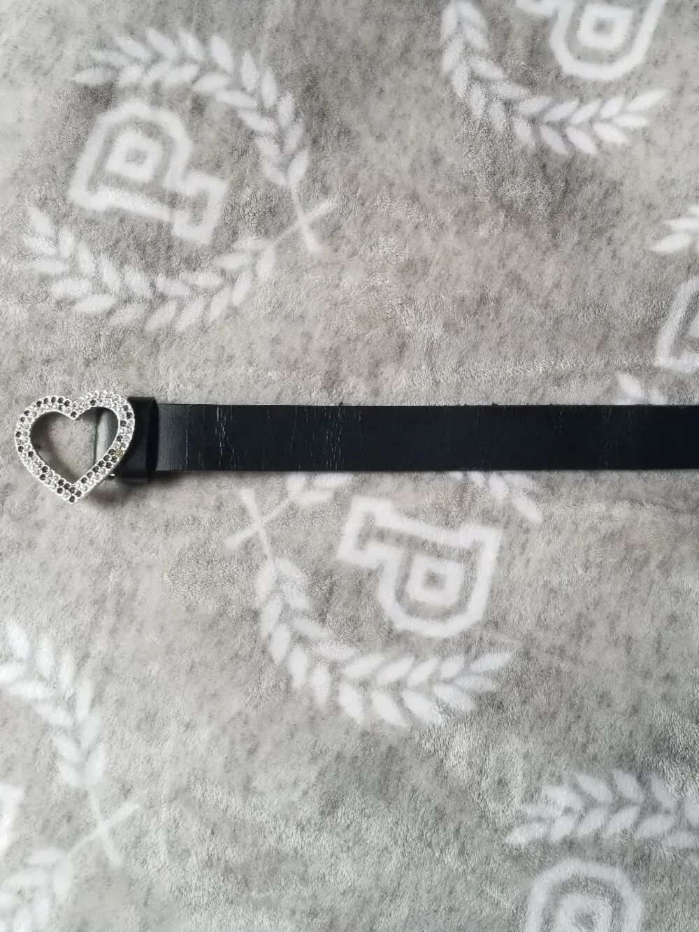 Y2K XOXO Women's Belt Large Black Silver Heart Buckle Rhinestones Leather Vintag